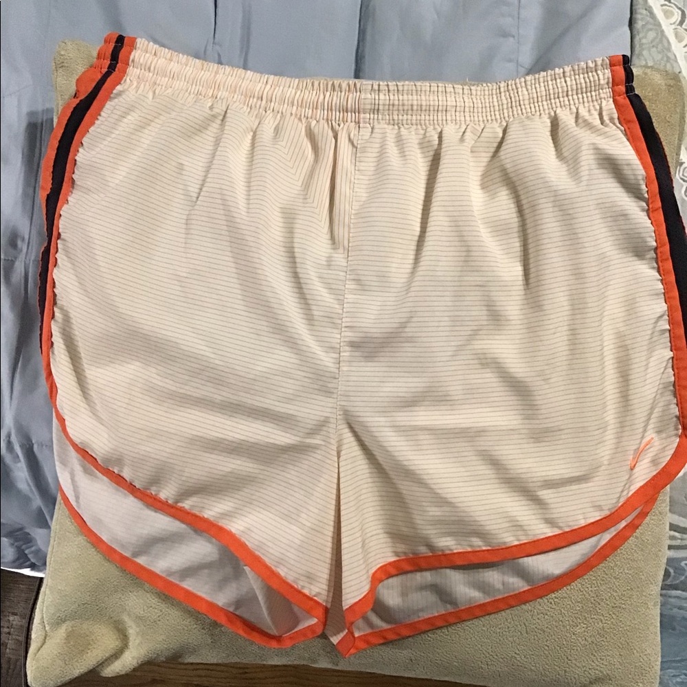 Ladies lined Nike shorts size M